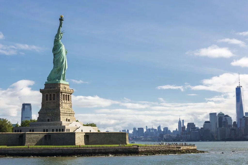 statue-liberty-new-york-city-skyline-usa-1024x683.jpg